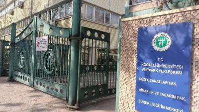 Geleneksel Türk Sanatlarıyla Geçmişin İzi Geleceğe Taşınıyor
Kocaeli Üniversitesi Geleneksel Türk