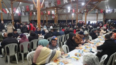 İzmit Belediyesi, Ramazan ayının birlik ve paylaşma ruhunu mahallelere taşımaya