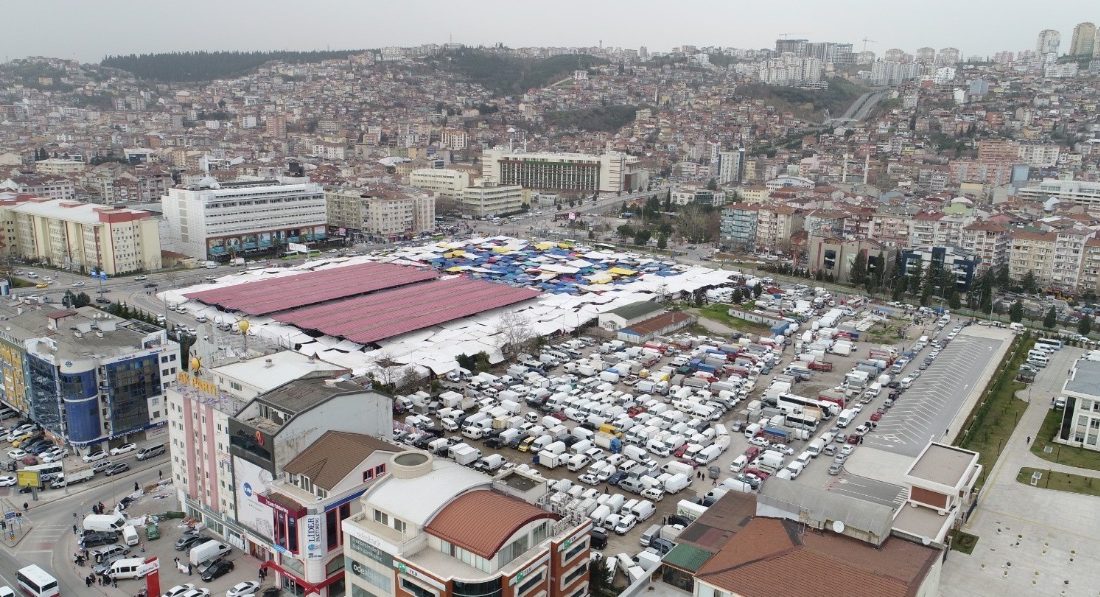 Kocaeli Büyükşehir Belediye Başkanı Tahir Büyükakın, Milli İrade Meydanı ile