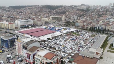Kocaeli Büyükşehir Belediye Başkanı Tahir Büyükakın, Milli İrade Meydanı ile