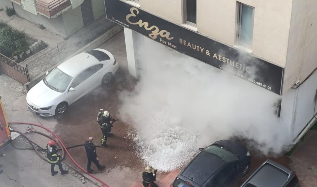 İzmit’te Rafet Karacan Caddesi’ne bağlı Yüce Rıfat Sokak’ta bulunan bir